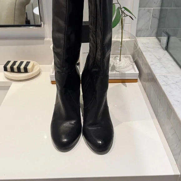 Via Spiga Black Heeled Boots. Leather lined… gorgeous!